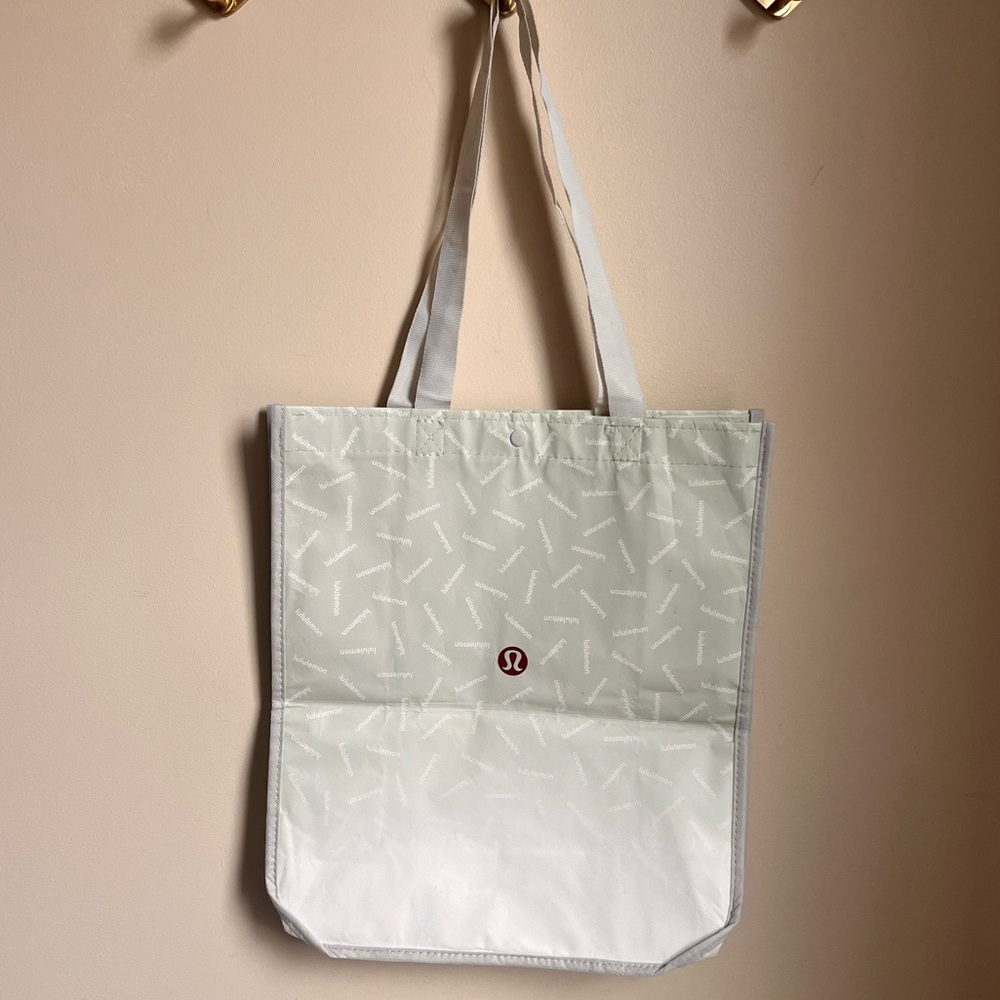 Lululemon Large Gray Shopping Tote Bag EUC